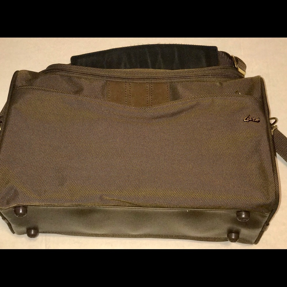 Vintage rare Lark travel bag . 1991